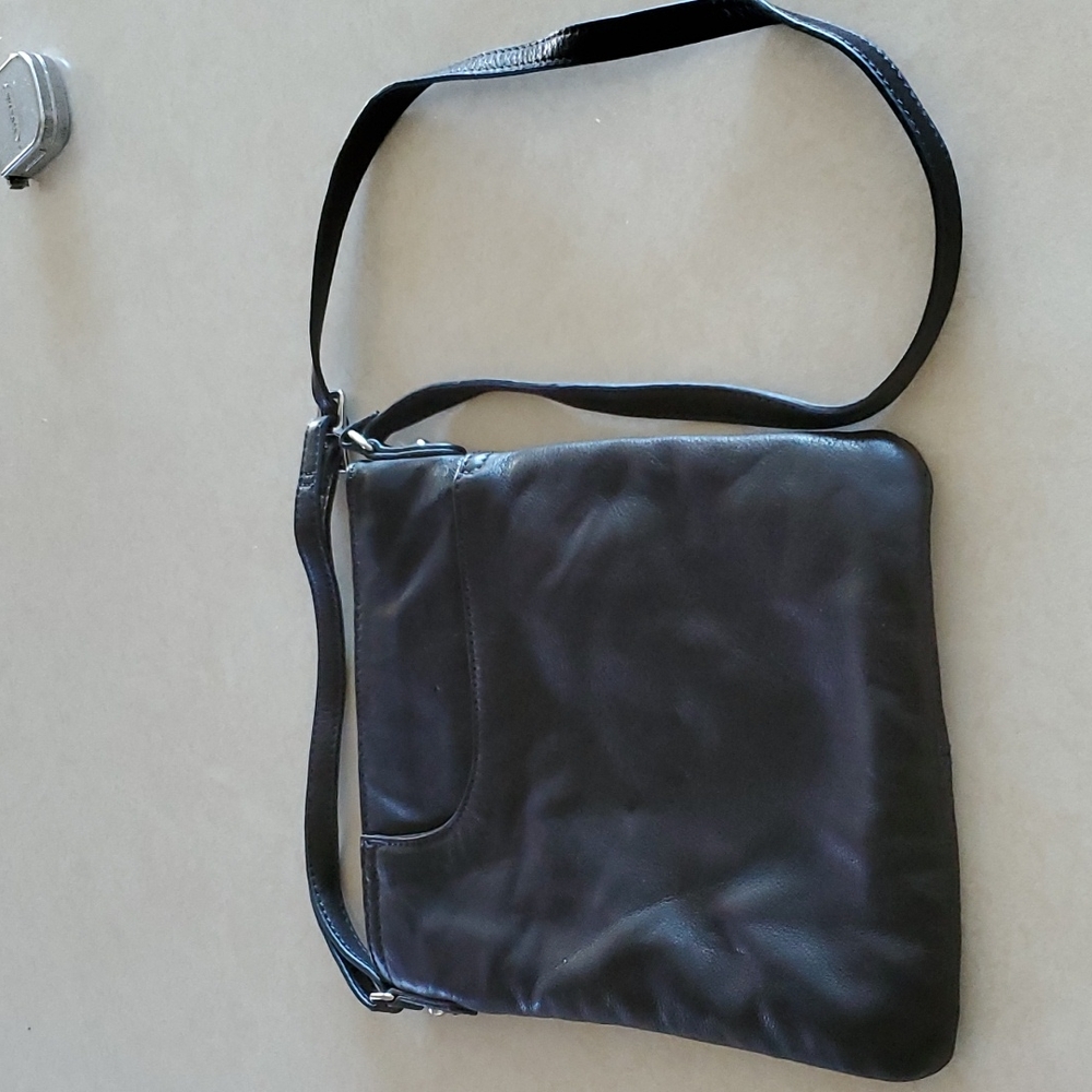 Margot black leather crossbody bag